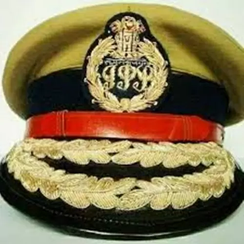 12 IPS officers transferred in UP